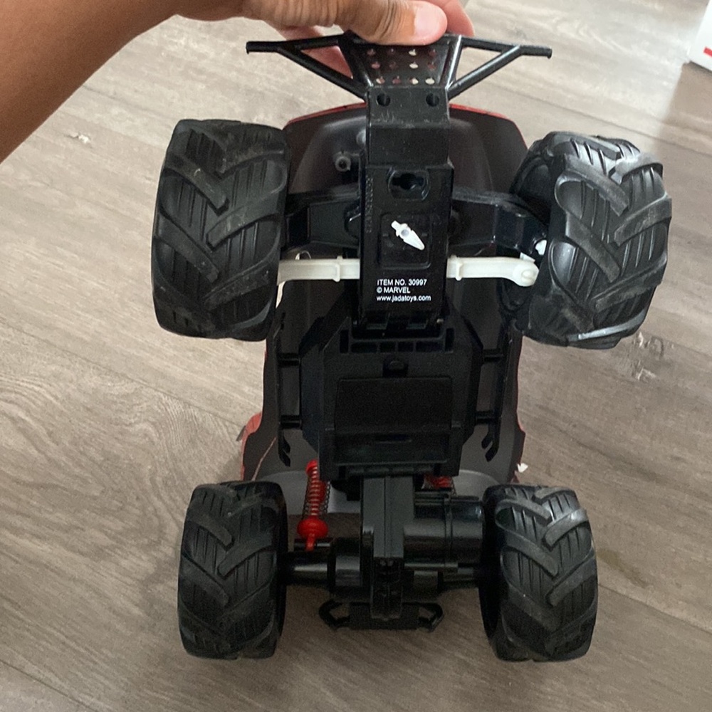 Spiderman Remote Control Car - Picture 3 of 6